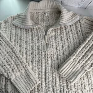 Aerie Cream Cable Knit Sweater